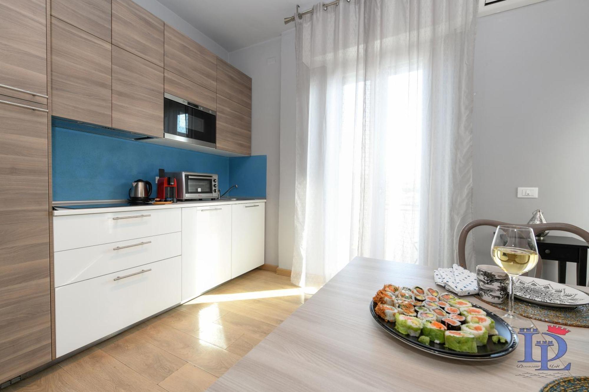 Desenzanoloft Official Partner Marriott Homes & Villas - Smiling In Desenzano Lake View 데센자노델가르다 외부 사진
