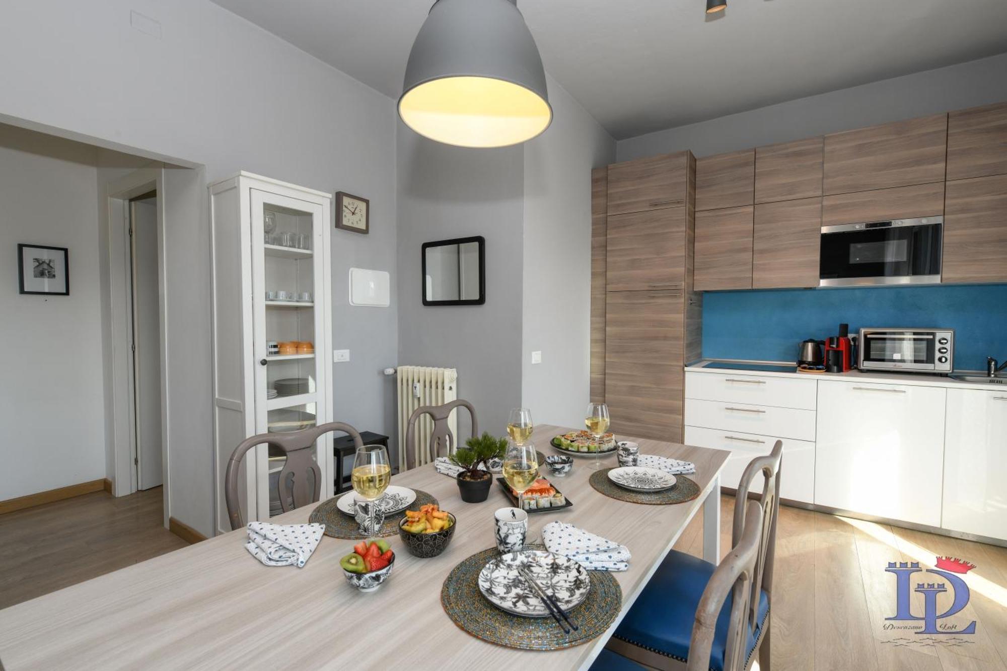 Desenzanoloft Official Partner Marriott Homes & Villas - Smiling In Desenzano Lake View 데센자노델가르다 외부 사진